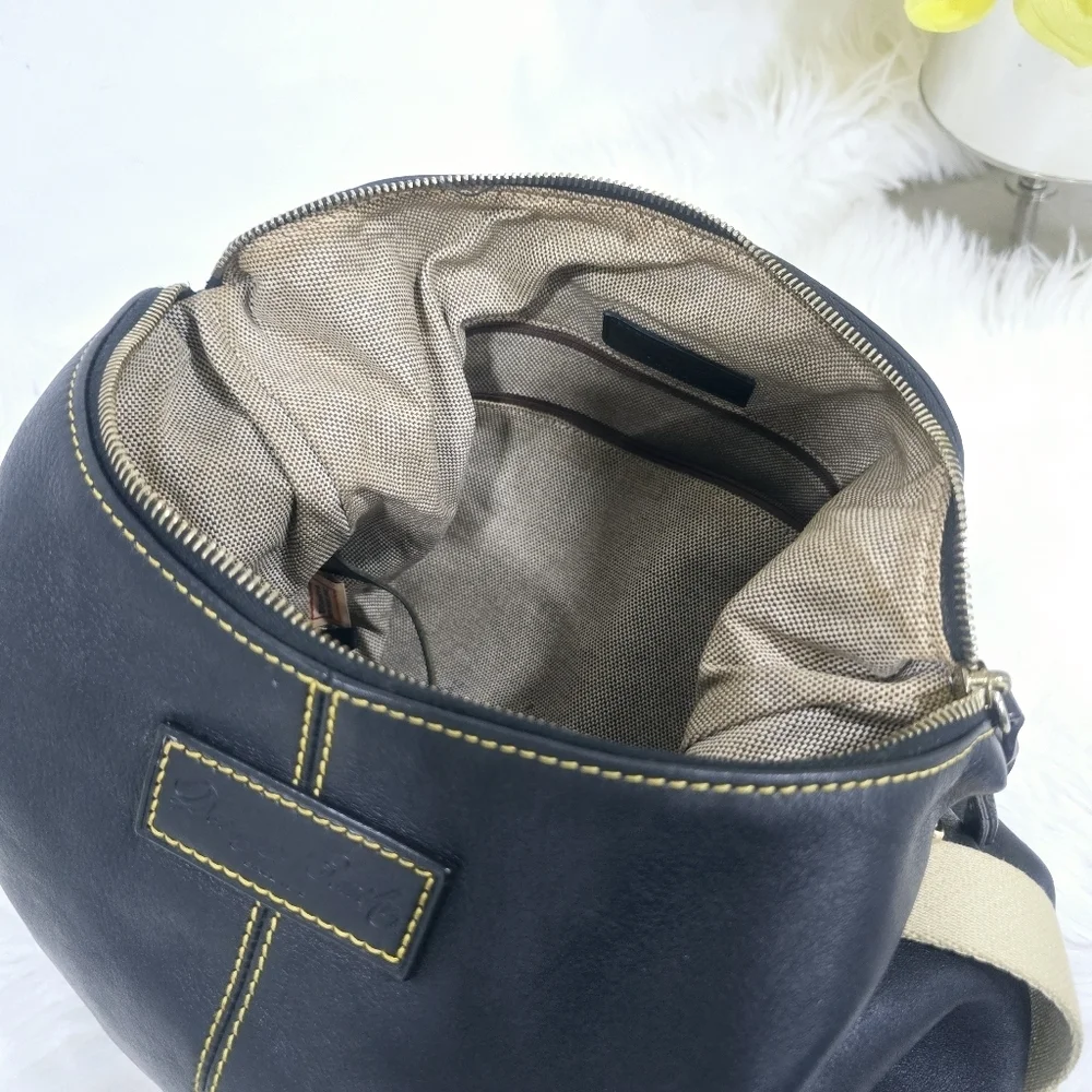 Dooney & Bourke Juliette Hobo Black leather bag